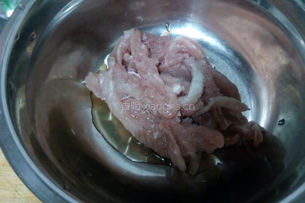 鱼香肉丝（少肉版）的做法图解3