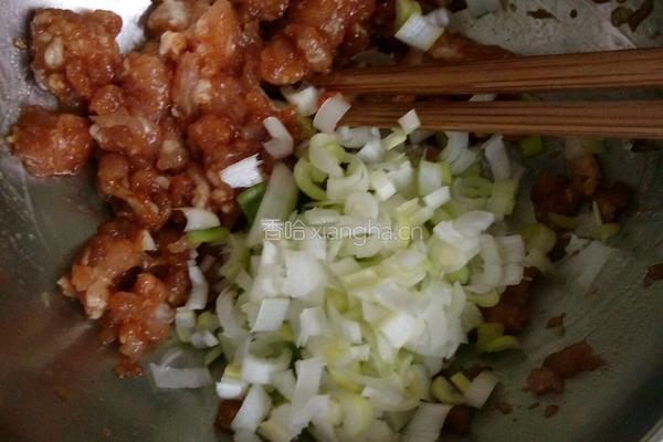 馄饨的制作的做法图解2