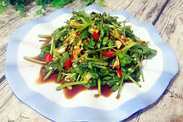 凉拌香菜的做法图解7