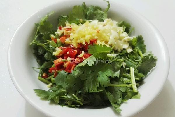 凉拌香菜的做法图解4