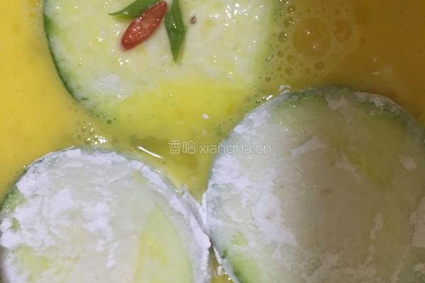 油煎西葫芦的做法图解2