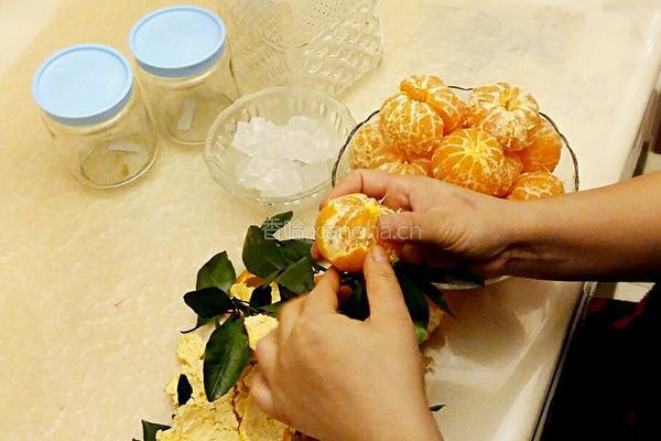 橘子糖水的做法图解2
