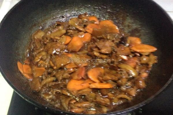 五花肉炒蒜薹的做法图解5