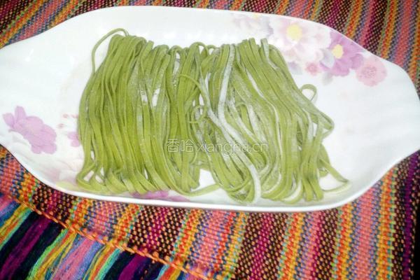菠菜面条的做法图解7