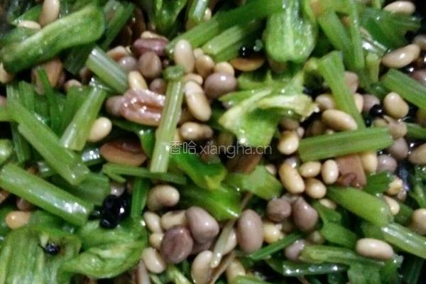 芹菜豆子的做法图解6