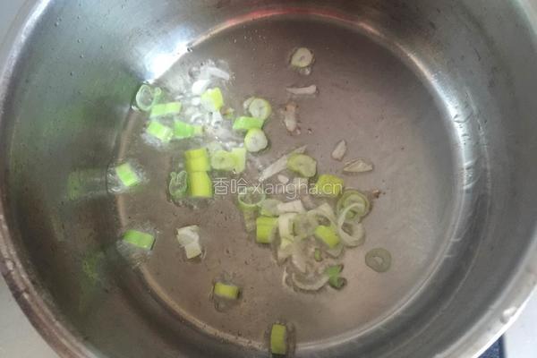 白菜豆芽豆皮拌胡萝卜的做法图解6