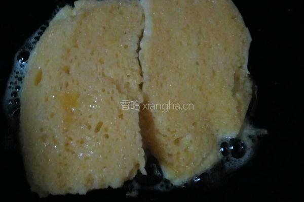 香煎馒头鸡蛋饼的做法图解4