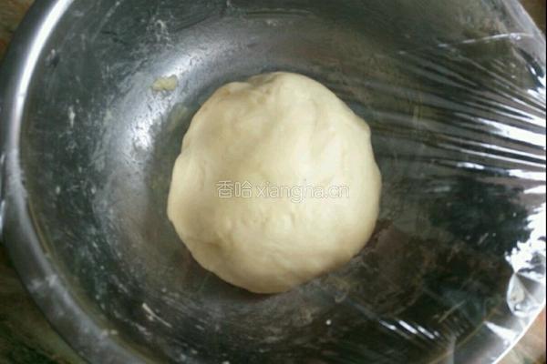 豆沙面包的做法图解5