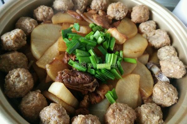 五花肉烧萝卜的做法图解9
