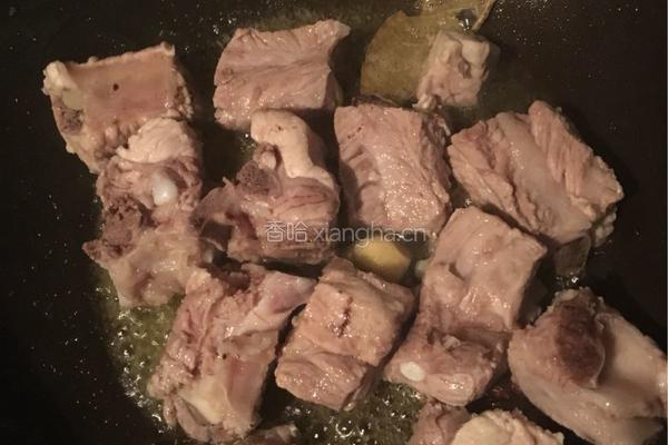 土豆烧排骨的做法图解3