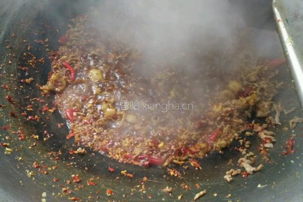 魔芋炒肉的做法图解3