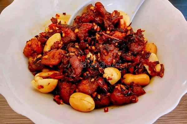 自制鸡肉辣酱的做法图解4