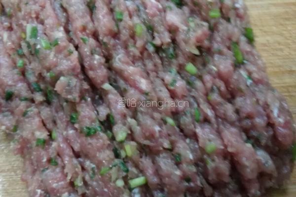 蘑菇襄肉盆景的做法图解2