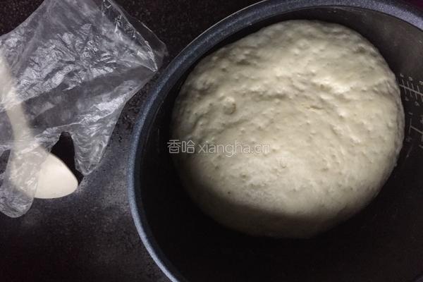 白糖实心馒头的做法图解1