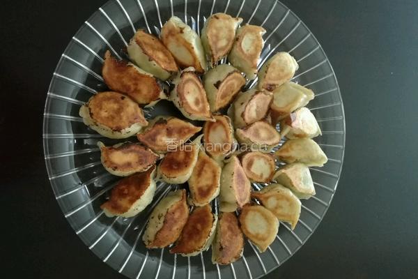 西湖锅贴的做法图解11