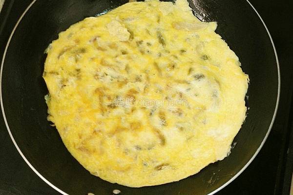 榨菜煎鸡蛋的做法图解3