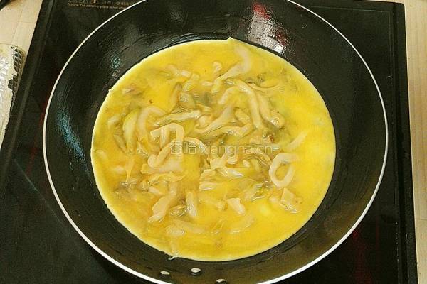 榨菜煎鸡蛋的做法图解4