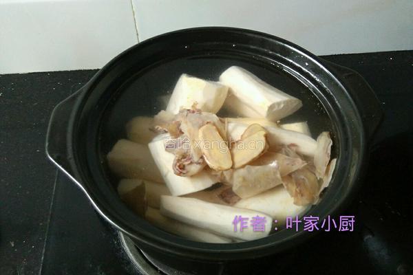 淮山煲鱿鱼的做法图解3