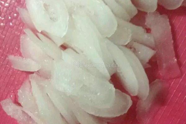 薏米绿豆百合海底椰的做法图解1