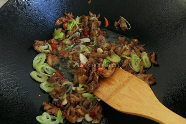 蒜苔炒肉丝的做法图解5