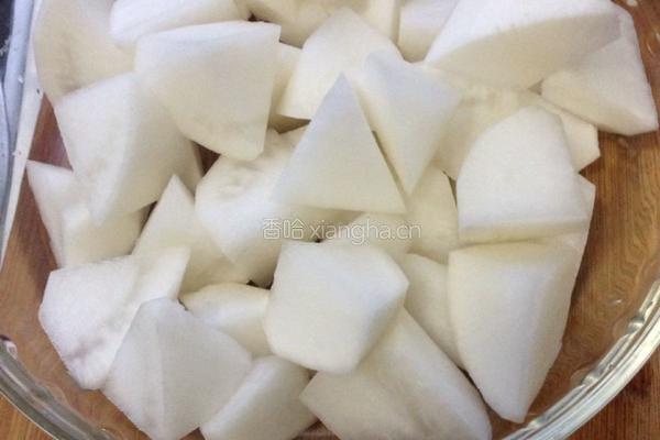 家常羊肉萝卜汤的做法图解1