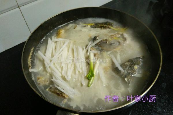 萝卜鱼头汤的做法图解8