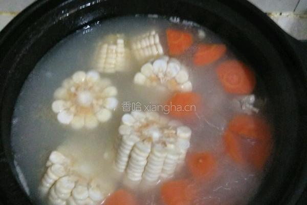 排骨玉米胡萝卜汤的做法图解5