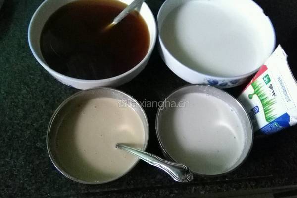椰汁千层糕的做法图解2