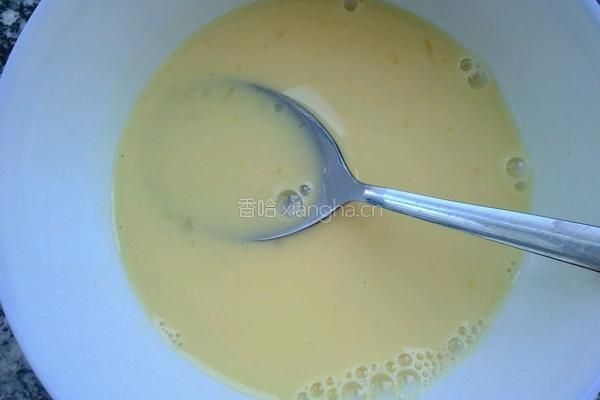 无油低糖电饭锅蛋糕的做法图解3