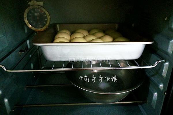 炼奶椰蓉小餐包的做法图解13
