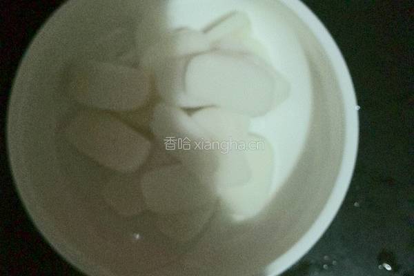 懒人糖水年糕片的做法图解1