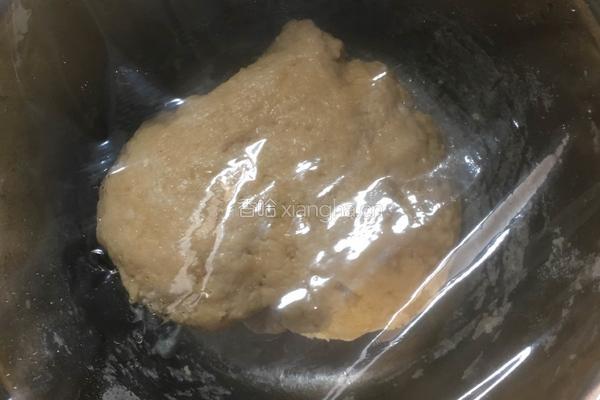 肉松牛角包的做法图解2