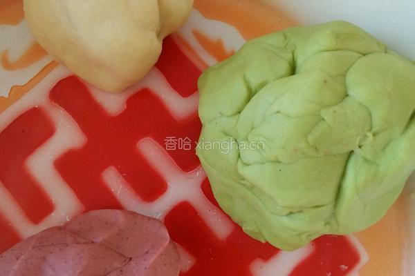 三色面包卷的做法图解5