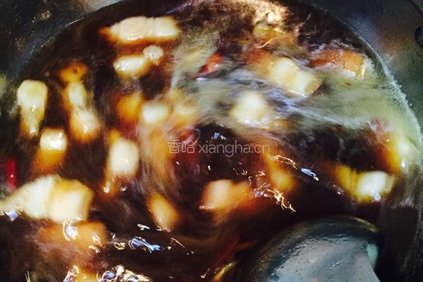 红烧肉炖土豆的做法图解7
