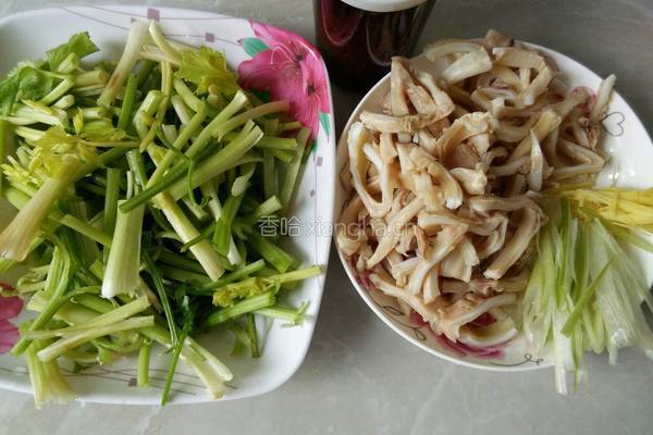 香辣牛脆骨的做法图解1