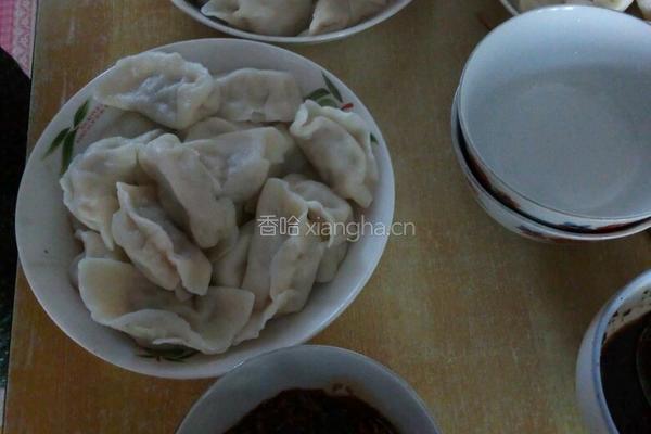 酸菜猪肉饺子