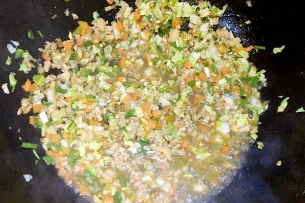 香菇肉末烧卖的做法图解4