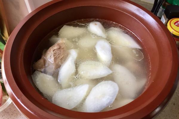 萝卜大骨汤的做法图解5