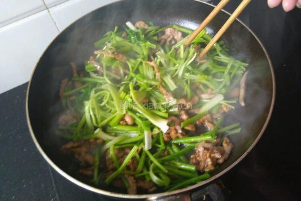 芹菜肉丝的做法图解6