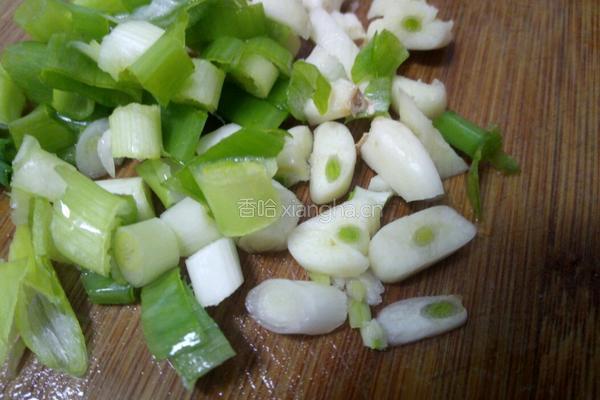 芹菜炒肉丝的做法图解3