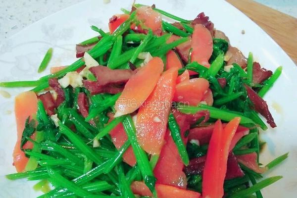 凉拌芹菜的做法图解3