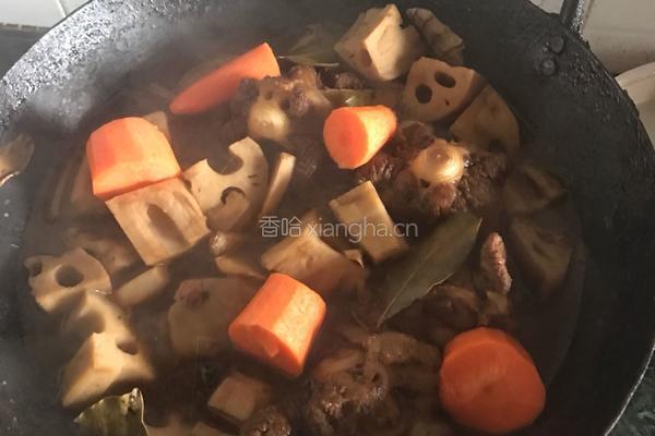 莲藕焖牛尾的做法图解10