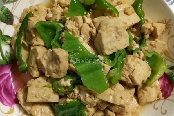 豆腐炒青椒的做法图解6