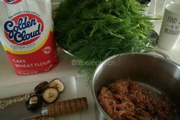茴香猪肉馅大包子的做法图解1