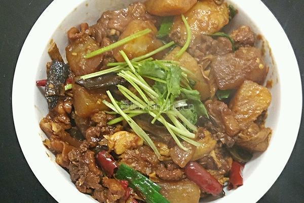 土豆冬瓜炖鸭的做法图解12