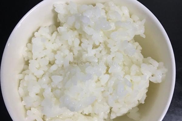黄金蛋炒饭的做法图解1