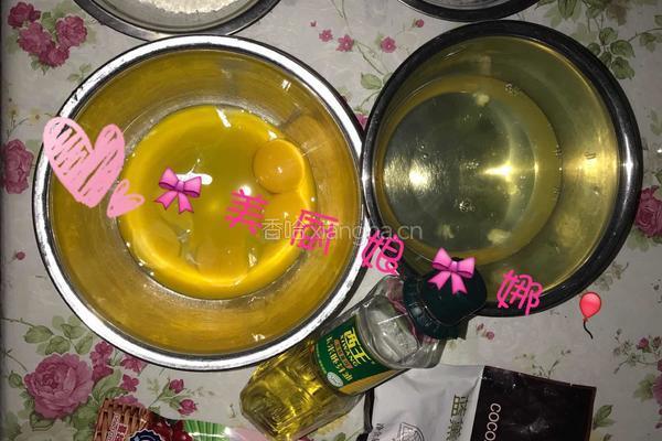 拉丝蛋糕卷的做法图解1