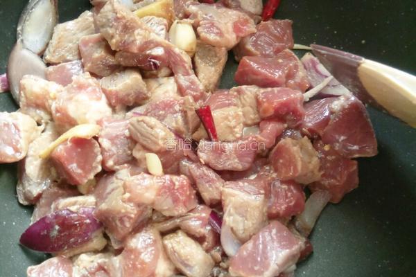 西红柿胡萝卜牛肉汤的做法图解3