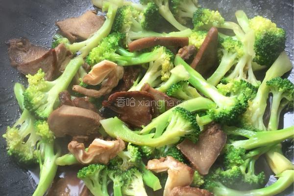 猪舌炒西兰花的做法图解7