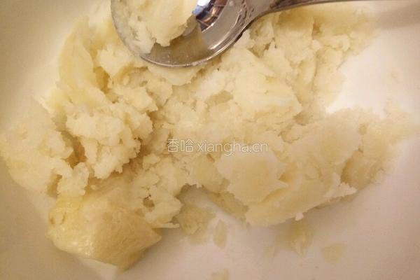 土豆煎饼的做法图解1